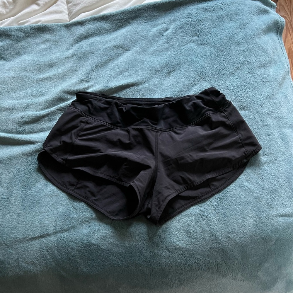 lululemon speed up shorts 2.5